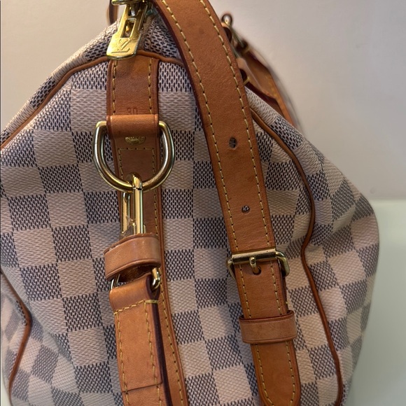 Louis Vuitton Tan and Cream Satchel - Picture 7 of 7
